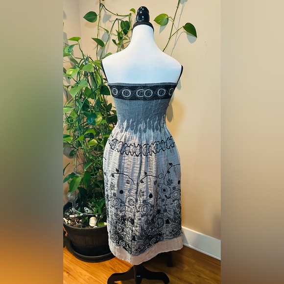 Bohemian Lapis Strapless Midi Dress or Skirt in Floral Gray and Black - Picture 2 of 14